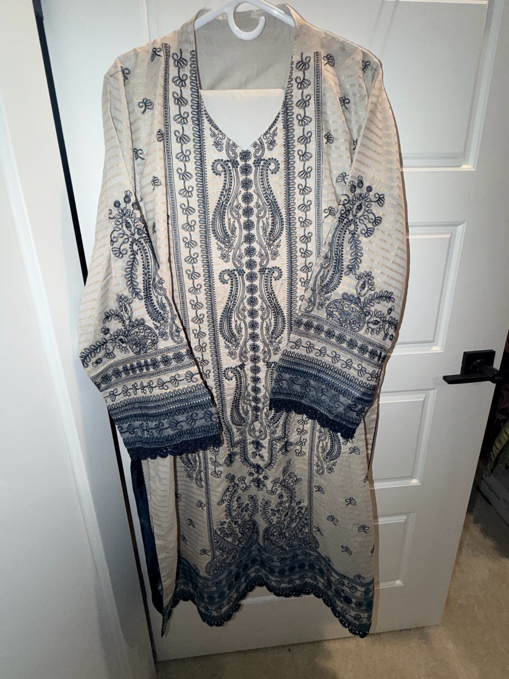 Lawn Fancy Pakistani Shalwar Kameez